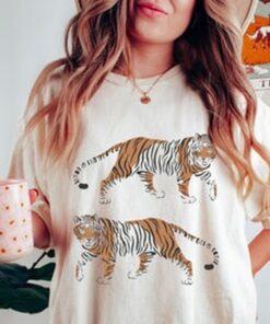 Tiger T-shirt, Tiger Graphic Tee, Tiger Tee Boho Shirt, Celestial, Vintage -shirt, Comfort Colors T-shirt,