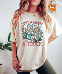 I Got A Heart Like A Truck Comfort Color Shirt, Lainey Wilson Cowboy Shirt