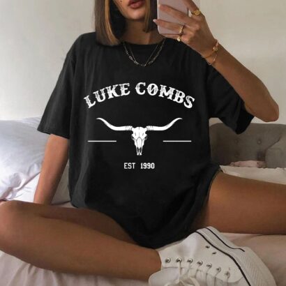 luke combs t shirt, luke combs sweatshirt, luke combs tour merch