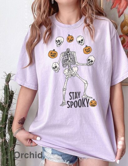 Comfort Colors Retro Halloween T-shirt, Skeleton Halloween Shirt, Stay spooky Shirt