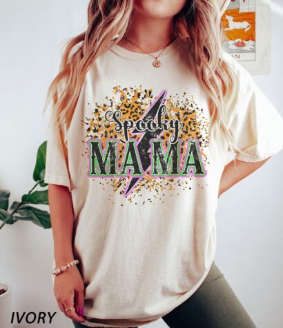 Comfort Colors Halloween Spooky Shirt For Mom, Retro spooky mama T-shirt, Spooky Mom Tee