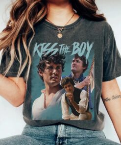 Prince Eric comfort color Shirt, Kiss The Boy 90s Inspired Vintage T-Shirt, Actor Jonah Hauer King Shirt