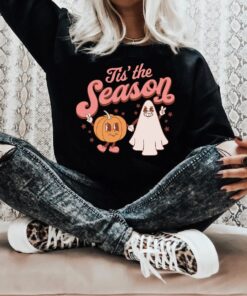Tis The Season Halloween Sweatshirt, Spooky Mom Shirt, Womens Cute Pumpkin Halloween Comfort Colors Shirt