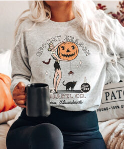 Spooky Season Sweatshirt, Retro Halloween Sweatshirt, Vintage Inspired Halloween Sweater, Halloween Pumpkin Crewneck