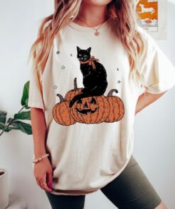 Black Cat On Pumpkin Shirt, Shirt For Fall, Halloween Black Cat Design
