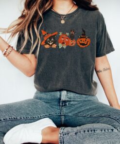 Comfort Colors Vintage Halloween Doodles Tshirt, Halloween Cat Shirt