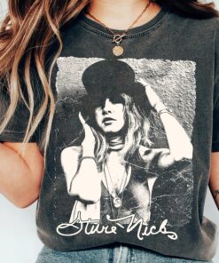 Stevie Nicks Shirt, Stevie Nicks Fleetwood Mac Tour 2023 Shirt, Vintage 90s Music Stevie Graphic Shirt