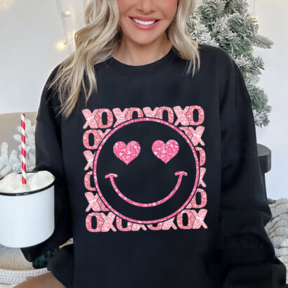 XoXo Smiley Face Sequins Glitter t-shirt, Valentine’s Day Shirts, Lover shirt, Retro Valentine t-shirt