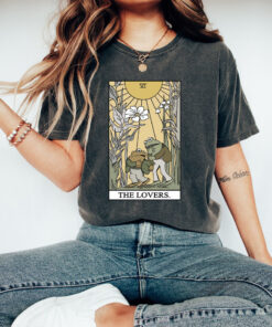 The Lovers Frog and Toad Shirt, Cottagecore Frog Toad Sweatshirt, Classic Book Tshirt, Book Lovers Shirt, Retro Comfort Frog Sweatshirt