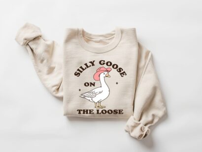 Silly Goose shirt, Silly Goose on the Loose, Funny cowgirl shirt, Western tee, Funny graphics tee, 90s Aesthetic shirt.