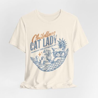 Childless cat lady for Kamala, Childless cat lady for Harris, Cat Lady for President, Childless cat lady against the patriarchy, Unisex Tee