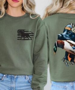 Duck Hunting Shirt, Bold Black Hunting Dog with Duck Graphic Sweatshirt, Waterfowl Hunters Hoodie,Labrador Hunting Dog T-Shirt,Hunter Gifts