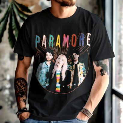 Paramore Shirt, Hayley Williams Graphic Tee, Rock Band T-Shirt, Music Lover Apparel, Vintage Concert Shirt, Paramore Fan Gift, Band Tee