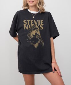 Stevie Nick Tee / Vintage Rock T shirt / Rock Tour 2023 Shirt / / Unisex / Retro Stevie world tour / Stevie Graphic shirt / vintage Shirt