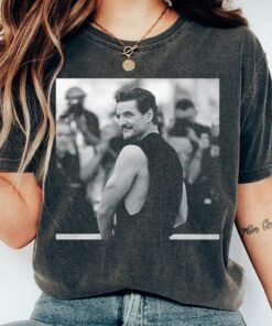 Pedro Pascal T-Shirt, Retro Funny Pedro Pascal Sweater, Pedro Pascal Fans Gift, Pedro Pascal Tribute Celebrity Graphic Tee