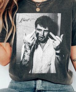 Alex Warren T-Shirt, Alex Warren Tour Music 2025 Bootleg Fan Tee T-Shirt, Alex Warren Face Middle Finger Tour 2025 Shirt