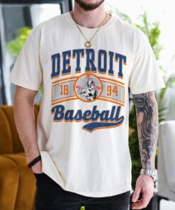 Vintage Detroit Baseball 90s Style Sweatshirt, Baseball Team Shirt, Detroit Game Day Tee, Throwback Detroit Shirt, Baseball Mom Tee