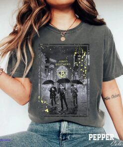 Comfort Colors Jonas Brothers Merch, Vintage 20th Anniversary Of Jonas Shirt, Five Albums One Night Tour Shirt, Joe Jonas Retro 90's Sweater