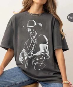 Riley Green Shirt, Riley Vintage Country Music Tee, Riley Retro Graphic T-shirt, Riley Unisex Concert Gift for Him or Her