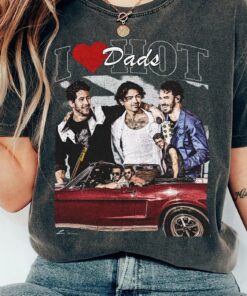 Vintage Jonas I Love Hot Dads Music Shirt