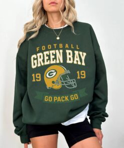 Vintage Green Bay Packers Sweatshirt, Retro Football Graphic Shirt, Classic Packers T-Shirt, Sports Graphic Sweater, Game Day Tee