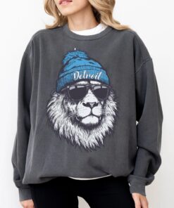 Detroit Football Sweatshirt, Retro Sports Fan Shirt, Trendy Game Day Gift Tee, Detroit Mascot Sweatshirt, Detroit Football Fan Shirt