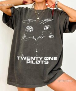 Vintage Twenty One Pilots Breach Shirt, Twenty One Music Tour 2025 Shirt, The Clancy Tour: Breach, Josh Dun, Tyler Joseph Tee