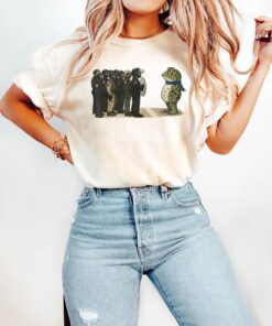 Portland Frog Resist Protest Shirt, Anti ICE Tshirt, Portland Frog Tee, Protest Sweatshirt, Anti Establishment T-Shirt, Funny Resistance Top