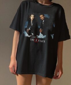 The X-Files T-Shirt: Scully and Mulder Graphic Tee - Y2K Style