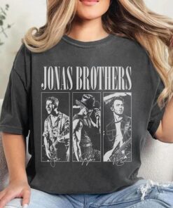 Vintage Jonas Brothers Shirt, Jonas Brother Merch, RetroTour Shirt, Living The Dream Tour 2025 Shirt, Baddies get Saddies, Merchandise Shirt