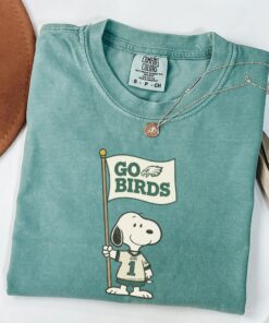 Philadelphia Eagles Snoopy NFL T-Shirt, Philadelphia Football Vintage Sweatshirt, Eagles Football Graphic, Philly Game Day Tee