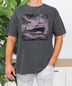 Edmund Fitzgerald Shirt, Vintage Distressed Edmund Fitzgerald T-Shirt, Great Lakes Shipwreck Tee