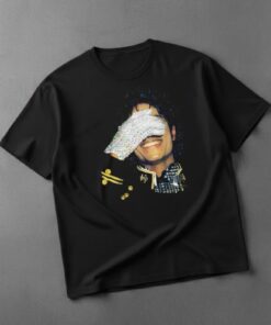 MJ Glove T-Shirt, King of Pop Tee, MJ Graphic Shirt, Y2K Shirts, Graphic Top, King of Pop Tee, Retro 80s 90s Music Tshirt