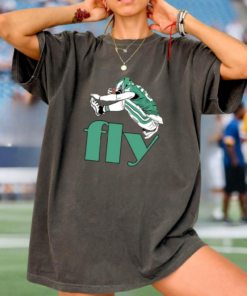 Fly Saquon Barkley Hurdle Backwards Hoodie, Philadelphia Football Shirt, The Birds Game Day Tee, Philadelphia Sweatshirt