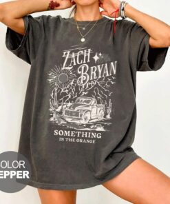 Zach Bryan on Tour 2026 Shirt, Zach Bryan Western Bull Skull Shirt, Zb Country Music, Concert Outfit, Trending Tee