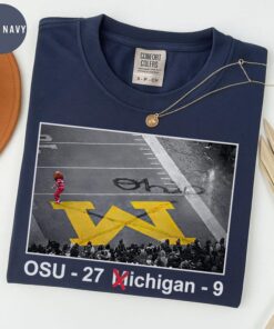 Brutus Ohio State Snow Fan Football T-Shirt, Gift for Unisex, Brutus vs Michigan Game Day T-Shirt, Ohio Football Shirt, Football Fan Gift