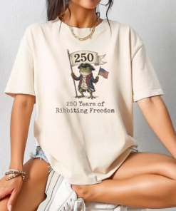 Retro American 250th Anniversary Tshirt, Funny Frog Retro Tee, USA Independence Day Shirt, Semiquincentennial Top