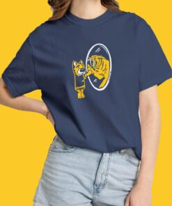 TOOTHIE The Buffalo Hockey Graphic Tee, Game Day Gift for Sabres Fans