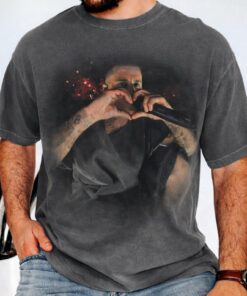 Justin Bieber Middle Finger T-Shirt, Vintage Style Fan Tee