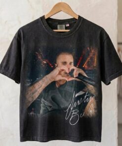 Vintage Justin Bieber Heart Sign Shirt, Retro Music T-Shirt, Tour 2026 Tee