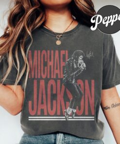 Michael King Of Pop Jackson On Stage Vintage Shirt