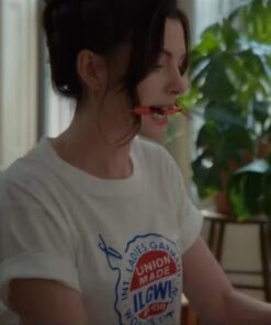 The International Ladies Garment Workers Union (ILGWU) Anne Hathaway as Andy Sachs shirt